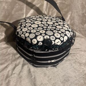 Sewing storage caddy! Or makeup caddy!
